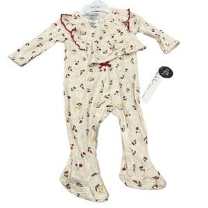 NWT Cream/Oat, Red, Green, and Yellow Nicole Miller New York Sleeper and Hat